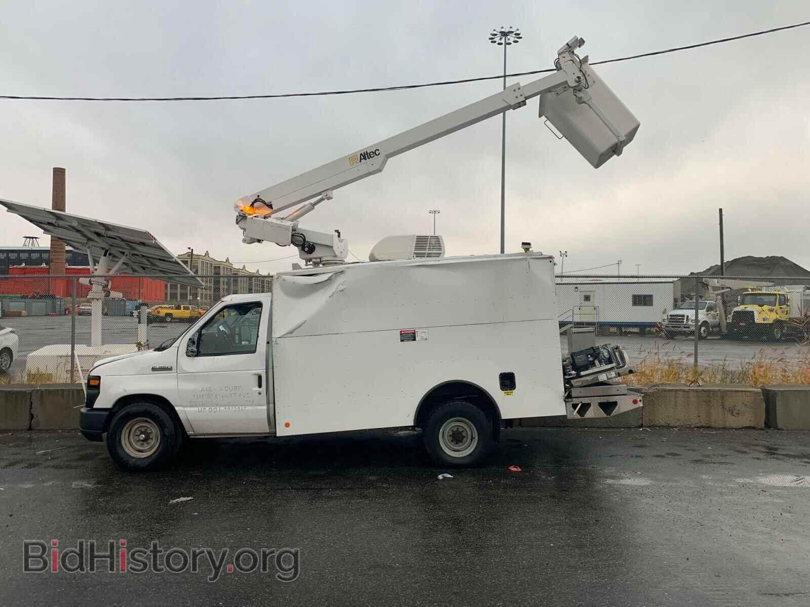 2017 FORD ECONOLINE - VIN: 1FDWE3FS8HDC47272 - Photo 6