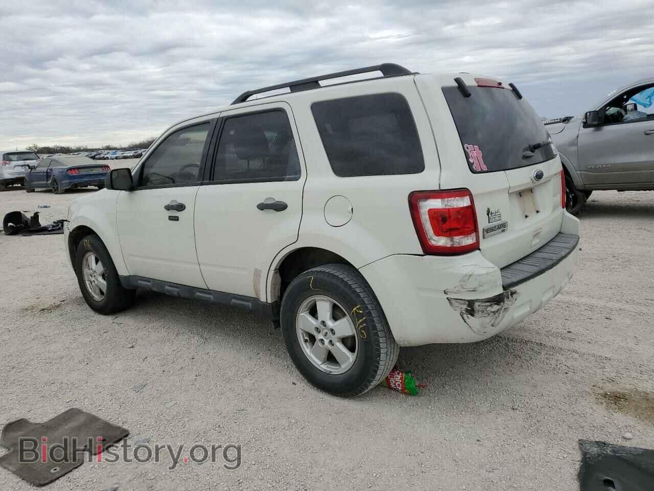 2012 FORD ESCAPE - VIN: 1FMCU0D70CKC65627 - Фото 2
