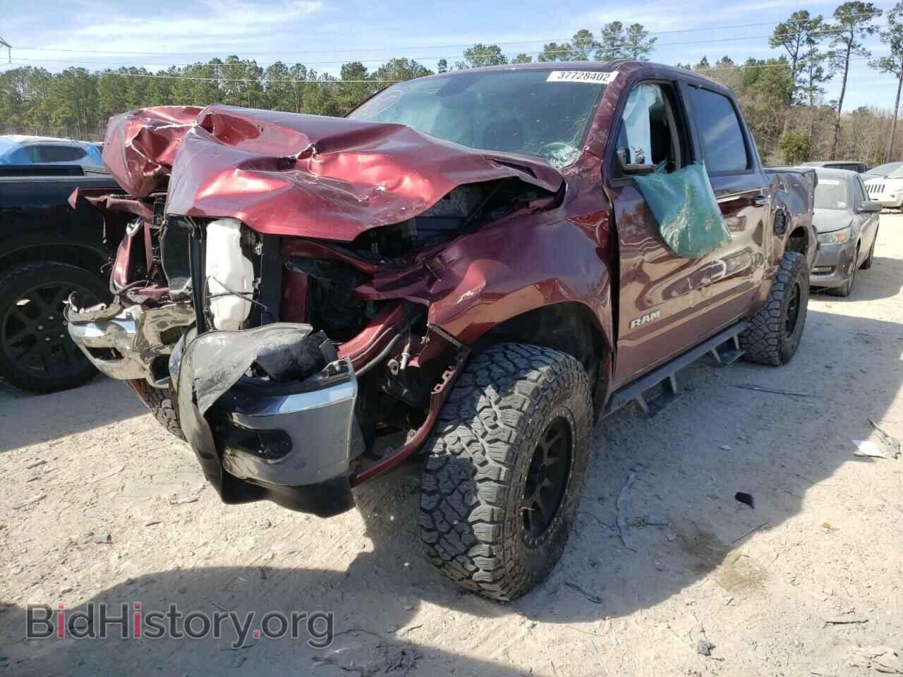 2019 RAM 1500 - VIN: 1C6SRFFT0KN749963 - Фото 2