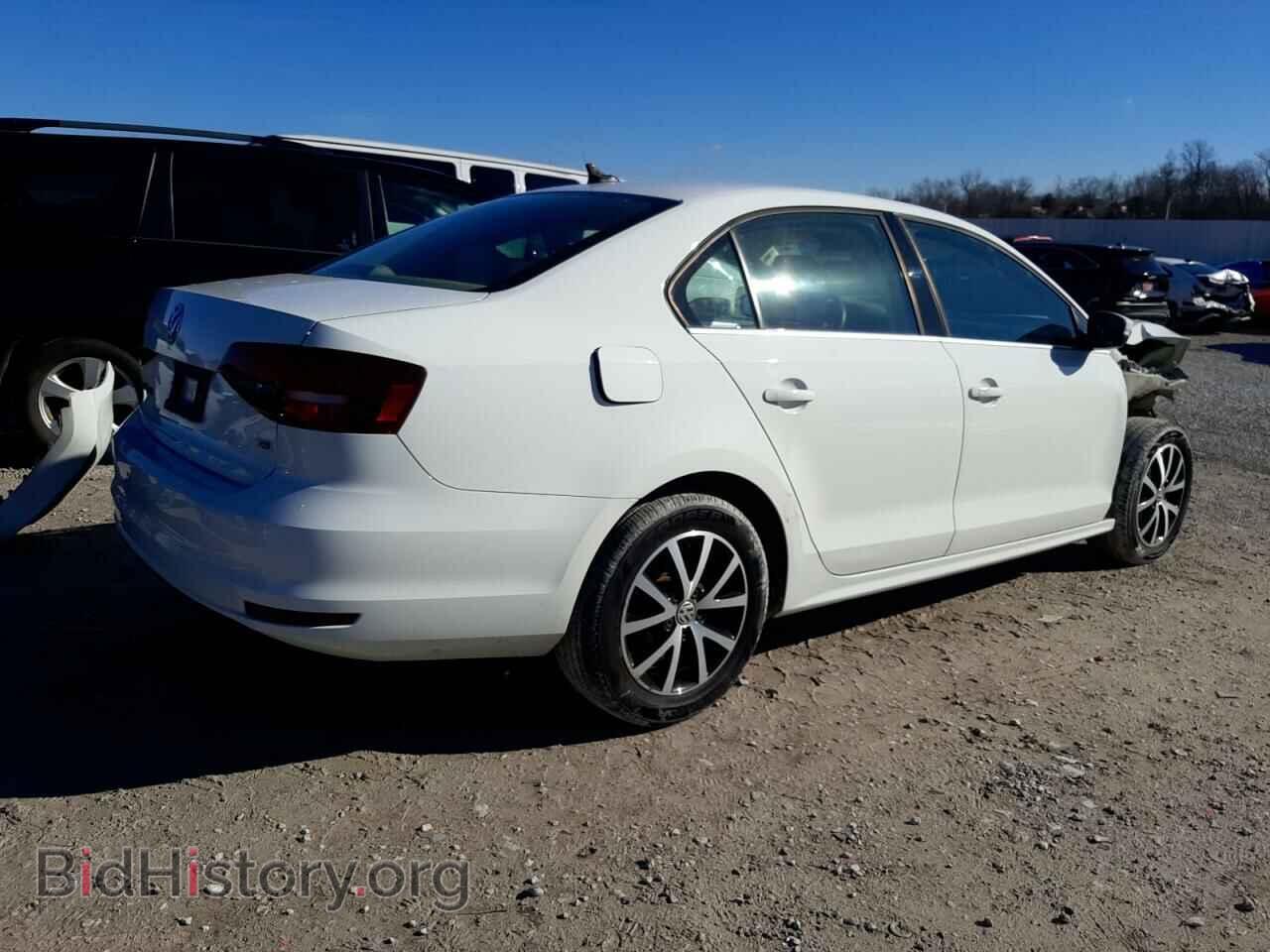 2017 VOLKSWAGEN JETTA - VIN: 3VWDB7AJ8HM223047 - Фото 3