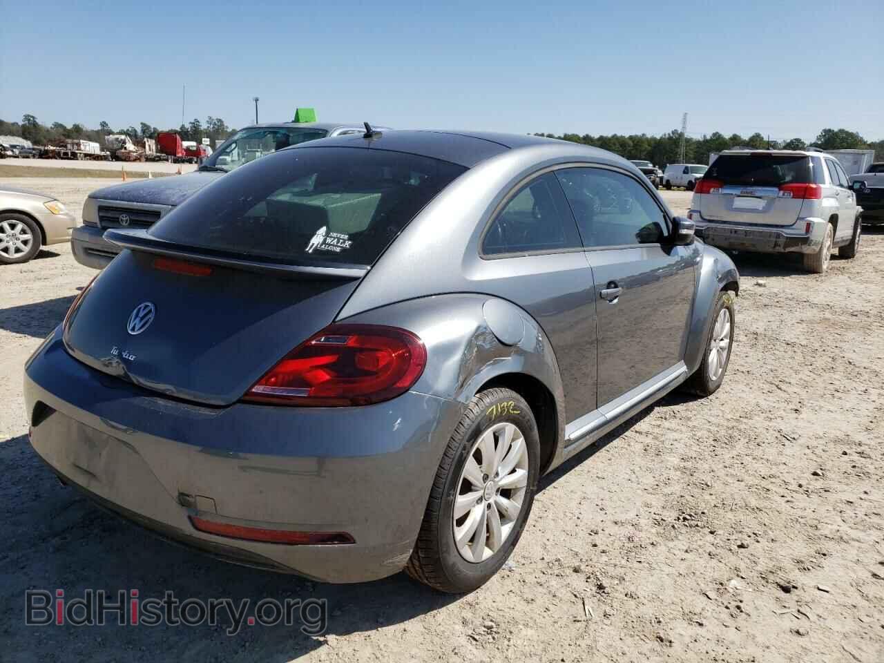 2019 VOLKSWAGEN BEETLE - VIN: 3VWFD7AT0KM712781 - Фото 4
