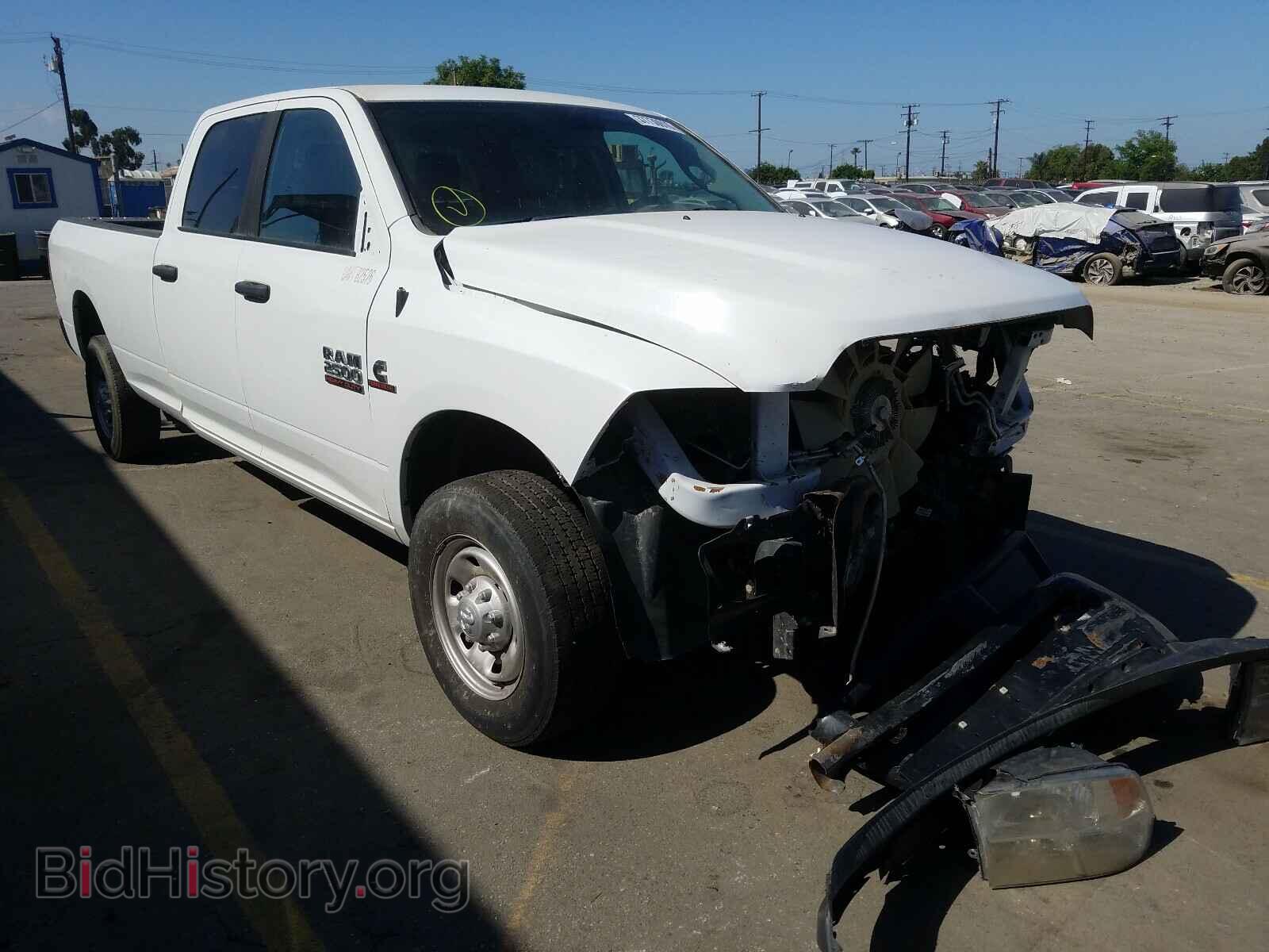 Photo 3C6UR4HL4JG312940 - RAM 2500 2018
