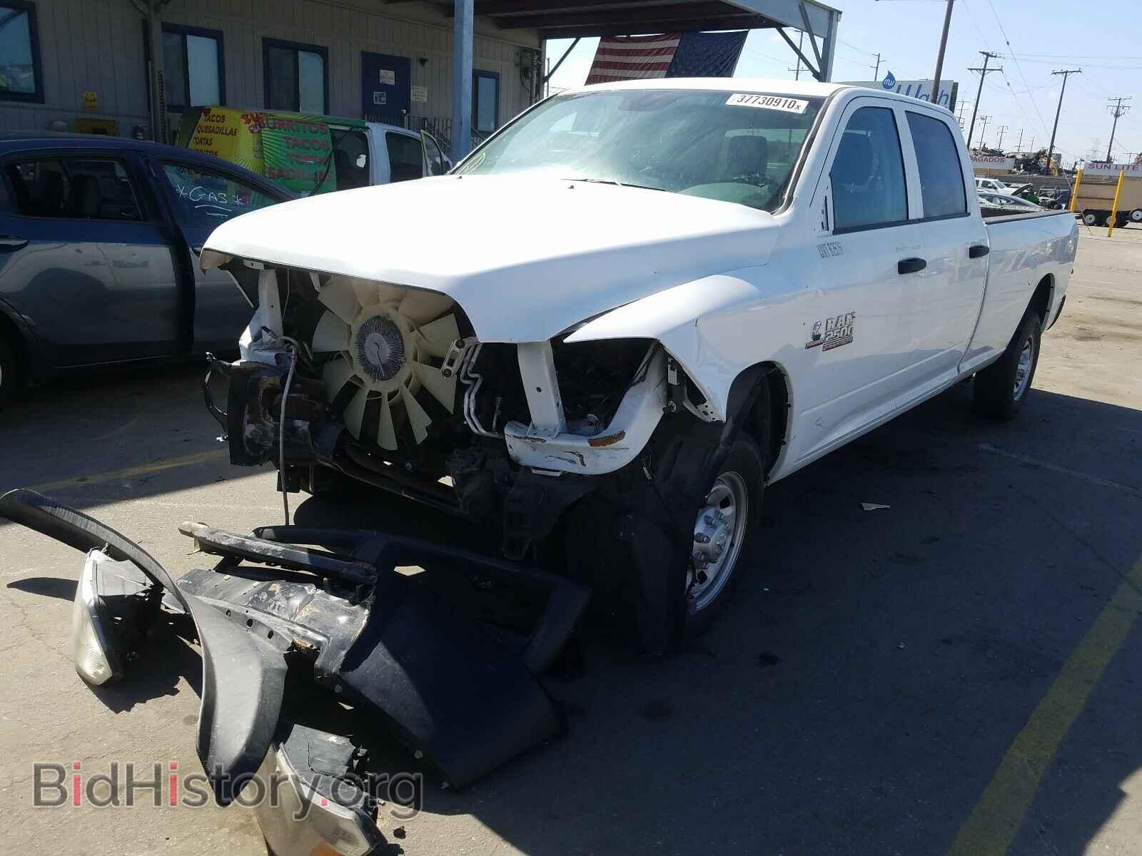 2018 RAM 2500 - VIN: 3C6UR4HL4JG312940 - Фото 2