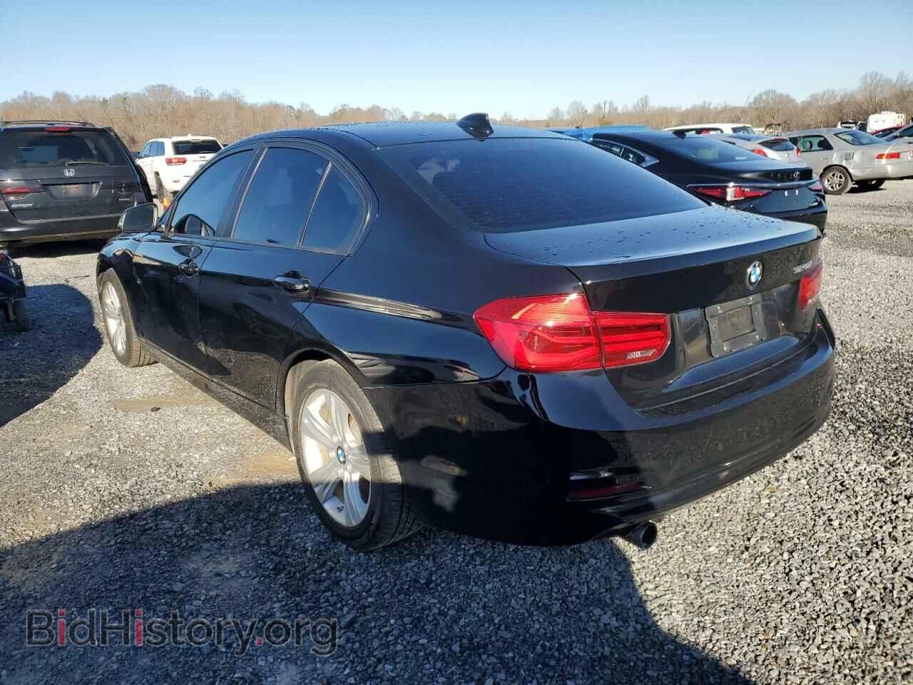 2017 BMW 3 SERIES - VIN: WBA8A9C50HK619710 - Фото 2