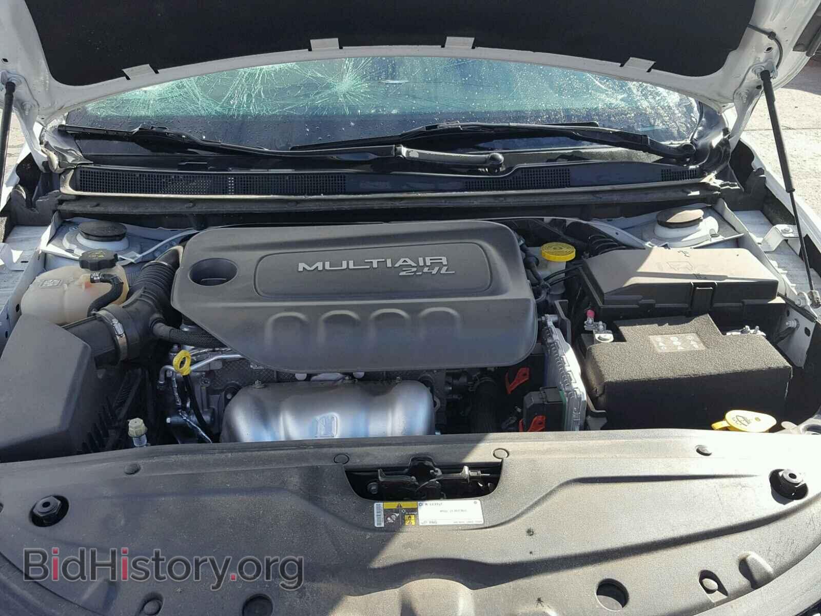 2015 CHRYSLER 200 - VIN: 1C3CCCAB3FN695077 - Photo 7