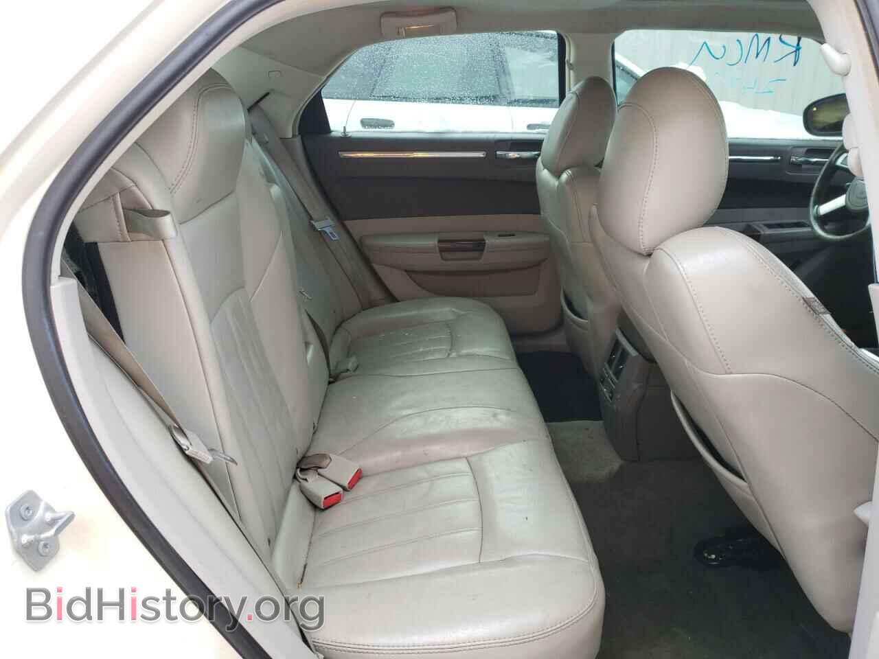 2008 CHRYSLER 300 - VIN: 2C3LK63H58H249773 - Фото 10
