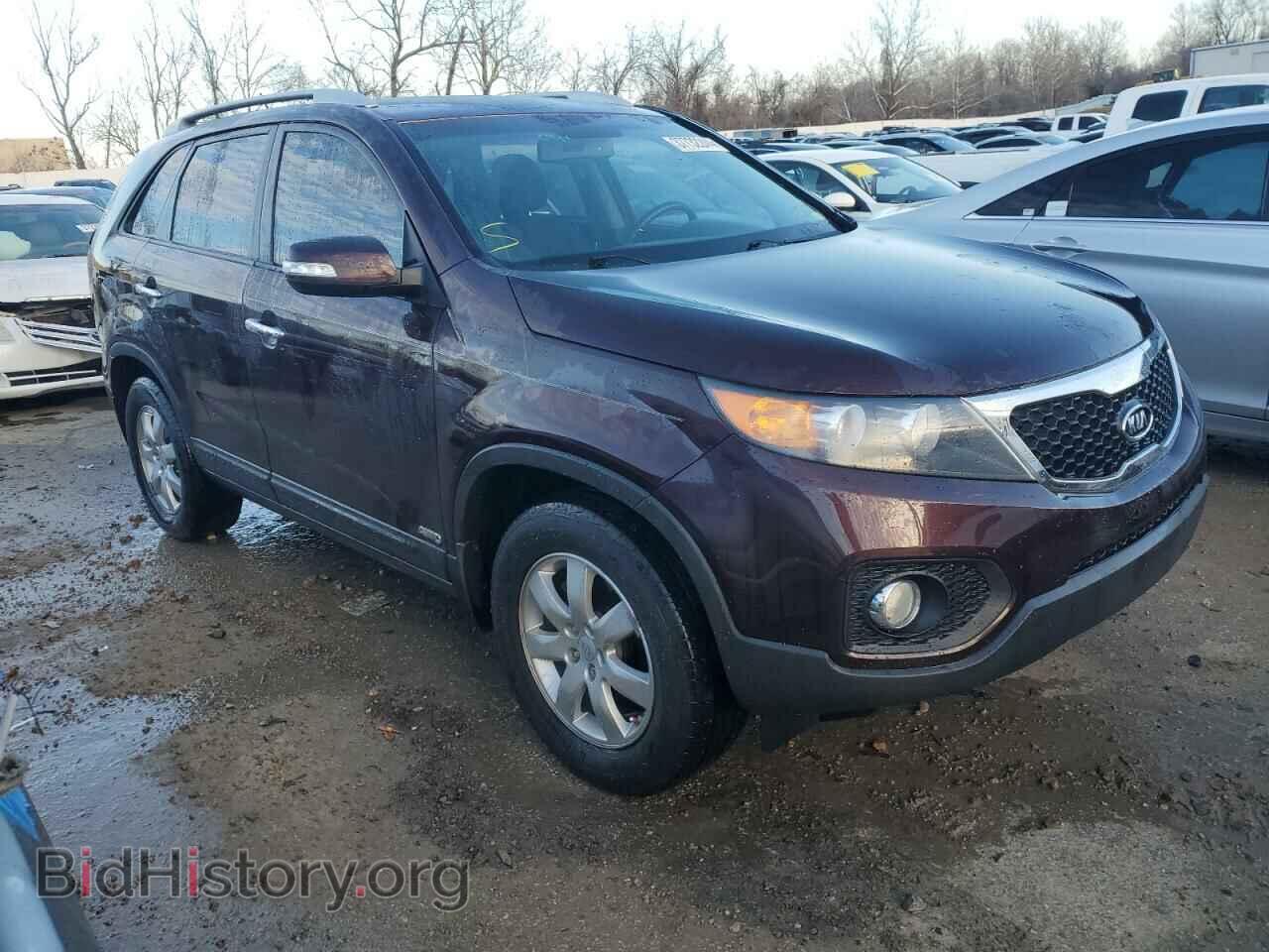 2011 KIA SORENTO - VIN: 5XYKTDA10BG153232 - Фото 4