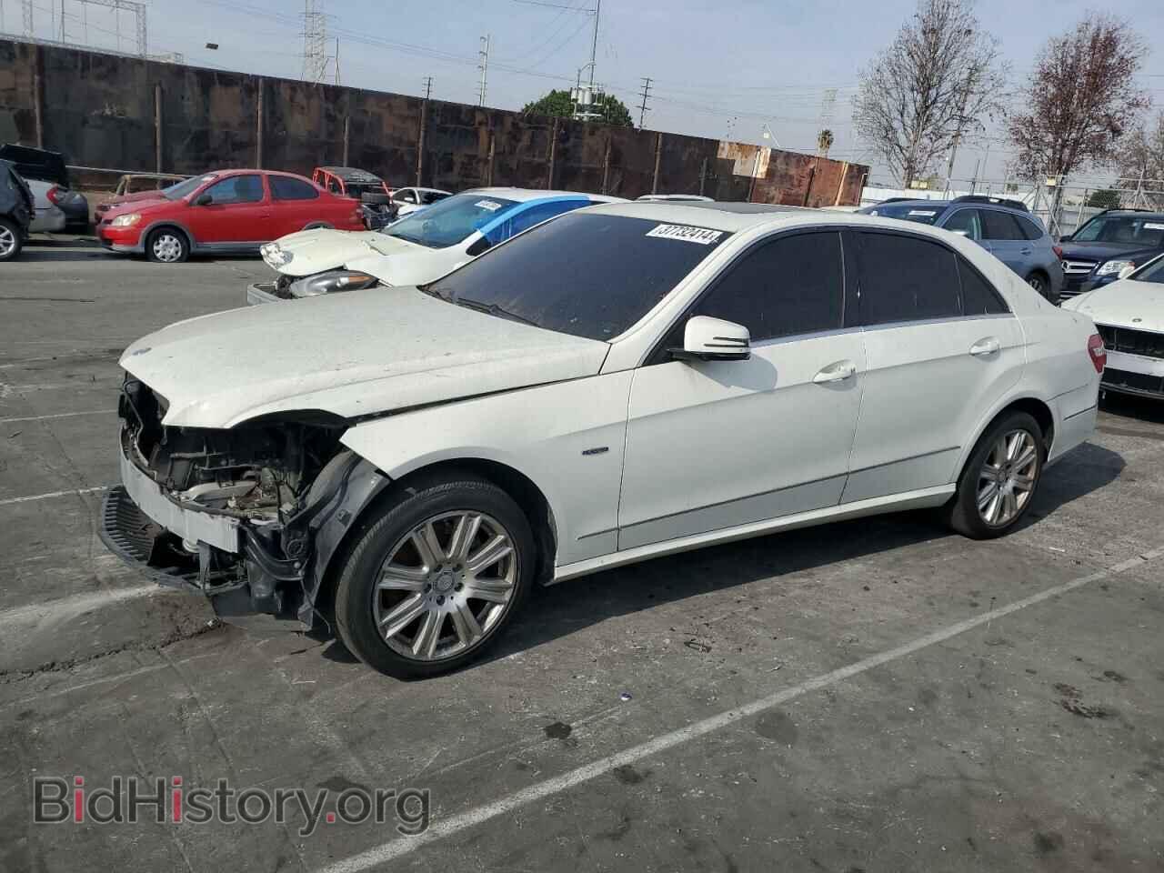 Photo WDDHF5KB7CA627649 - MERCEDES-BENZ E-CLASS 2012