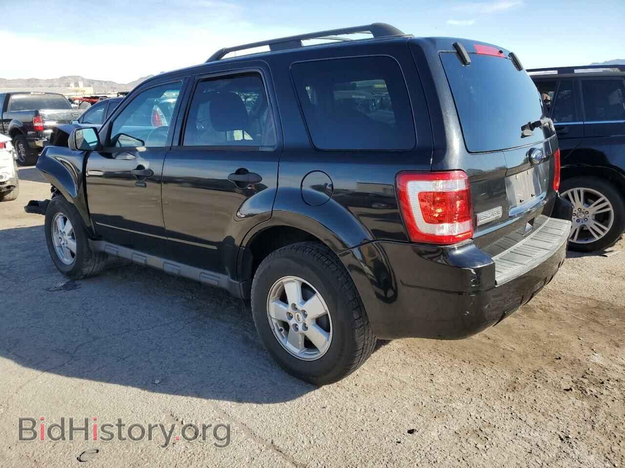 2011 FORD ESCAPE - VIN: 1FMCU0D79BKB33254 - Фото 2