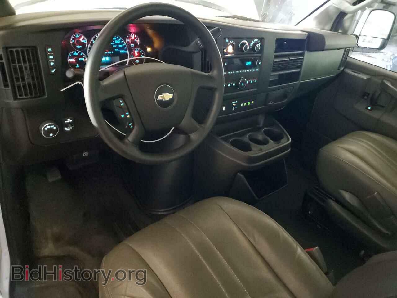 2021 CHEVROLET EXPRESS - VIN: 1GCWGAFP2M1312479 - Фото 8