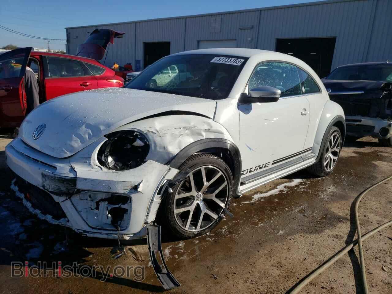 Photo 3VWS17AT7HM624956 - VOLKSWAGEN BEETLE 2017