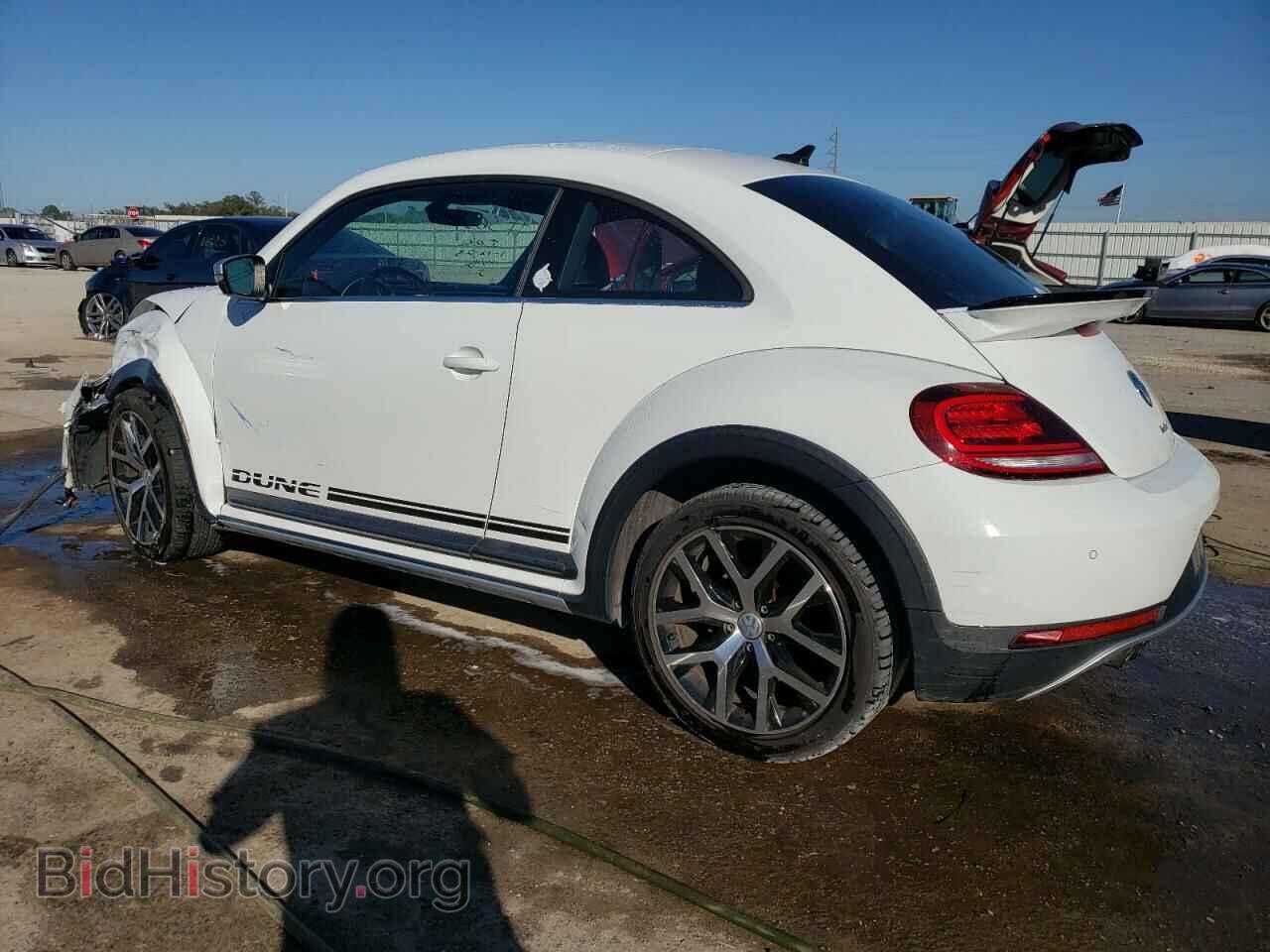 2017 VOLKSWAGEN BEETLE - VIN: 3VWS17AT7HM624956 - Фото 2