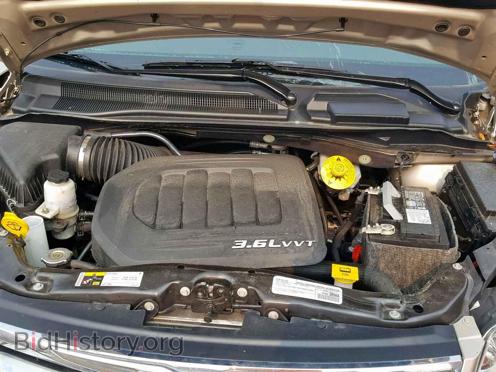 2016 CHRYSLER TOWN & COU - VIN: 2C4RC1CG5GR283752 - Photo 7
