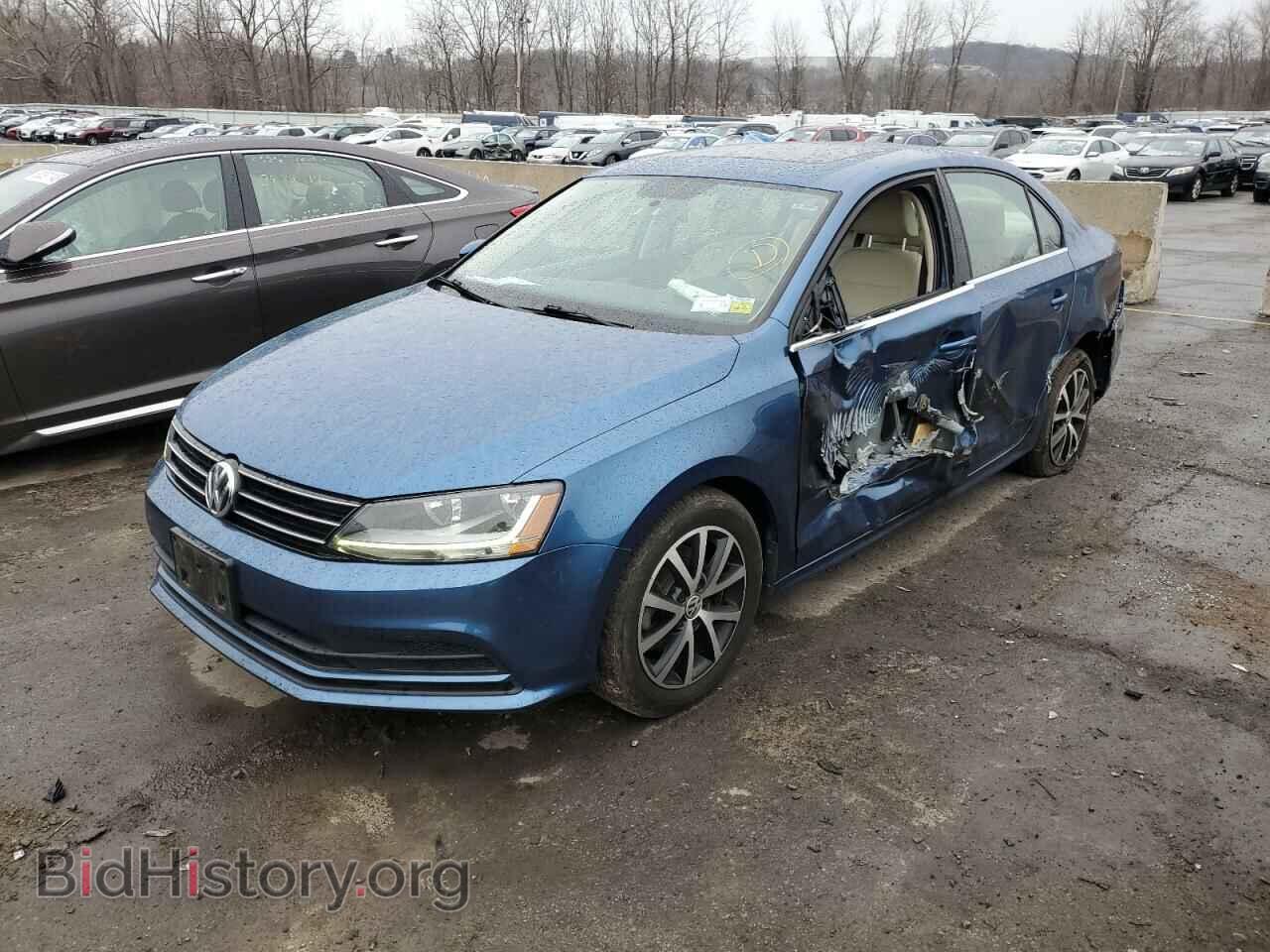 Фотография 3VWDB7AJ7HM289654 - VOLKSWAGEN JETTA 2017