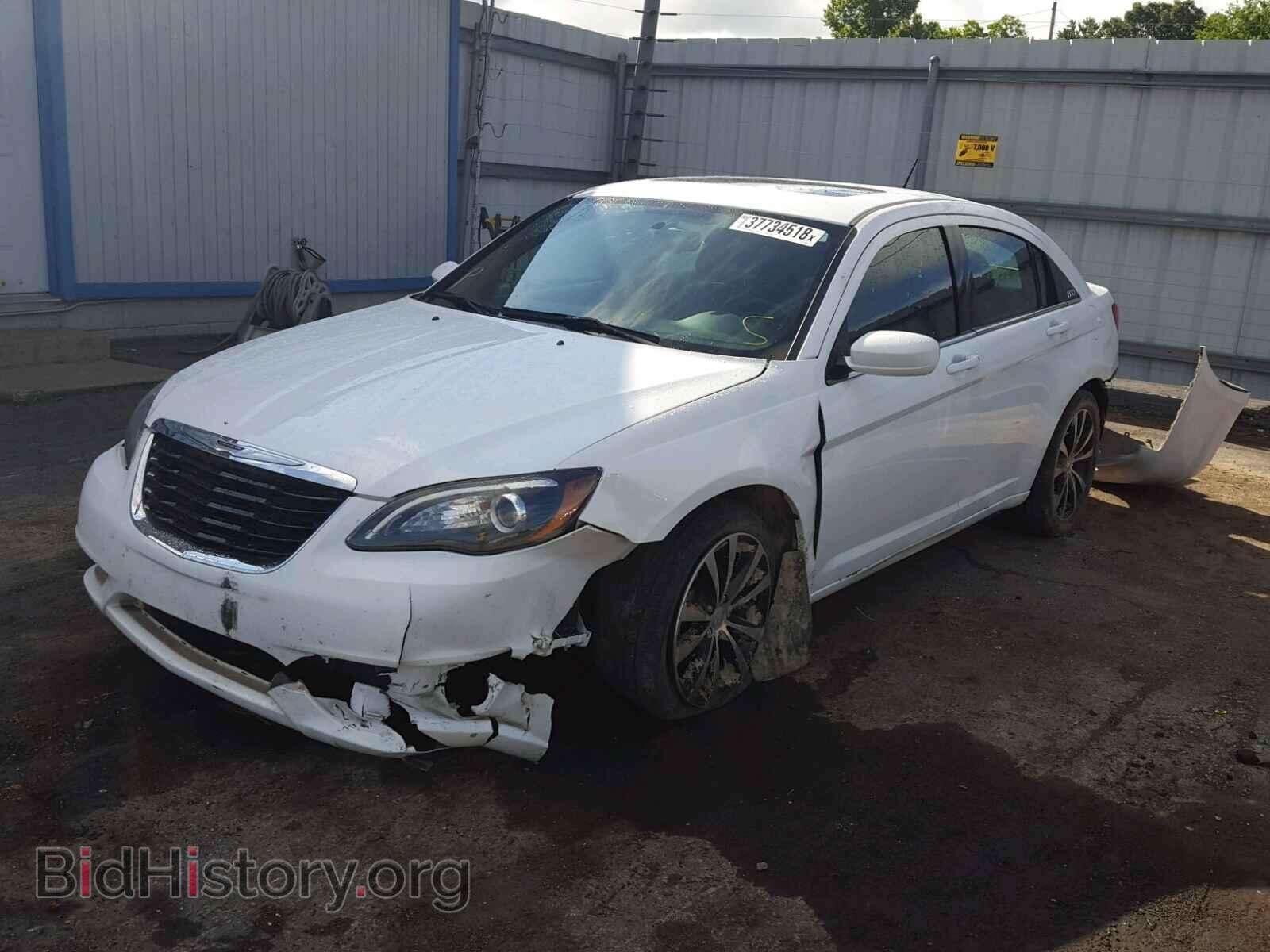 2014 CHRYSLER 200 - VIN: 1C3CCBCG4EN135666 - Фото 2