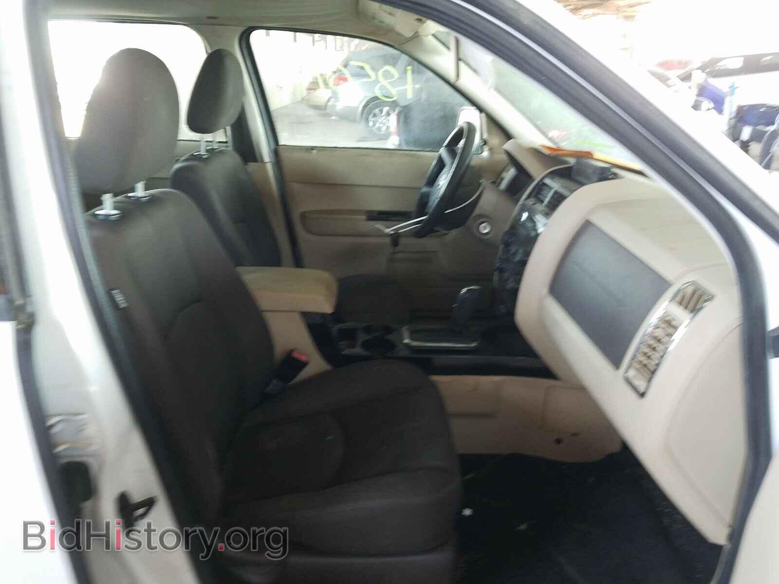 2008 MAZDA TRIBUTE - VIN: 4F2CZ02Z28KM07316 - Фото 5