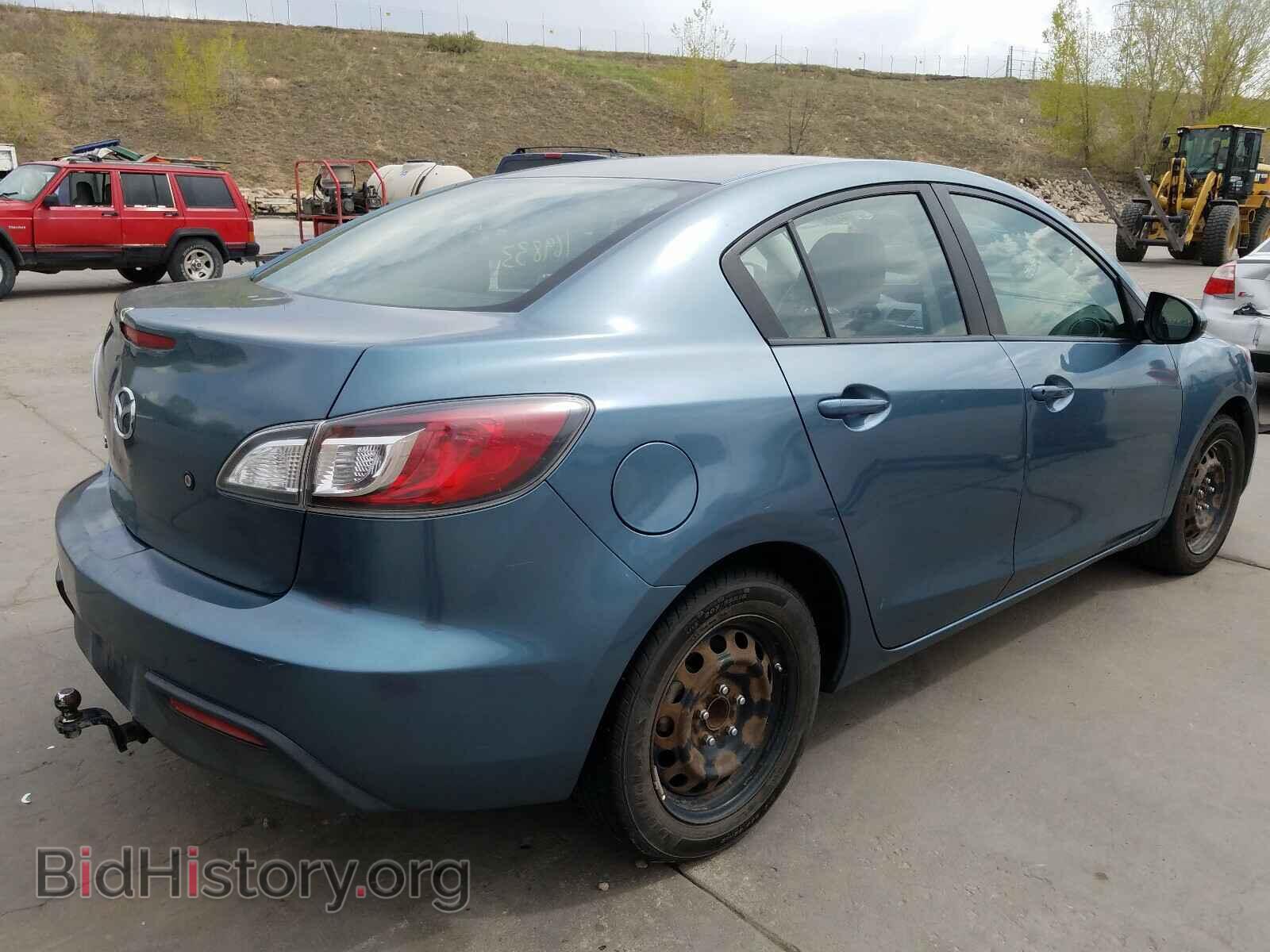 2011 MAZDA 3 - VIN: JM1BL1UG7B1447547 - Photo 4