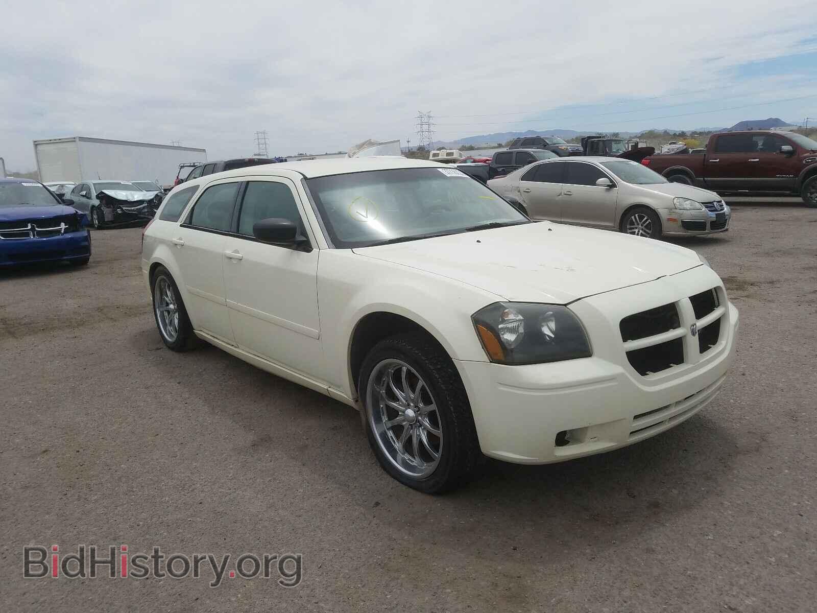 Photo 2D4FV48T65H629463 - DODGE MAGNUM 2005