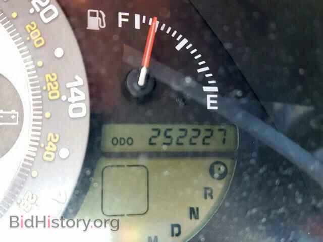 2001 LEXUS IS - VIN: JTHBD182310021823 - Photo 8