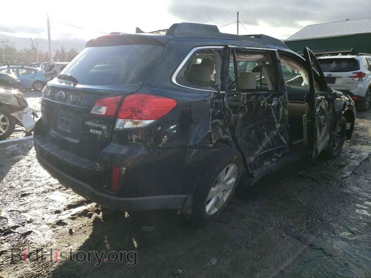 2011 SUBARU OUTBACK - VIN: 4S4BRBKC2B3389500 - Фото 3