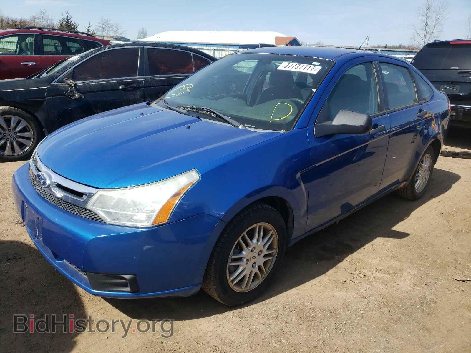 2011 FORD FOCUS - VIN: 1FAHP3FN8BW183981 - Фото 2