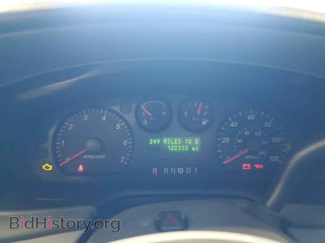 2006 FORD TAURUS - VIN: 1FAFP53U16A255511 - Фото 9