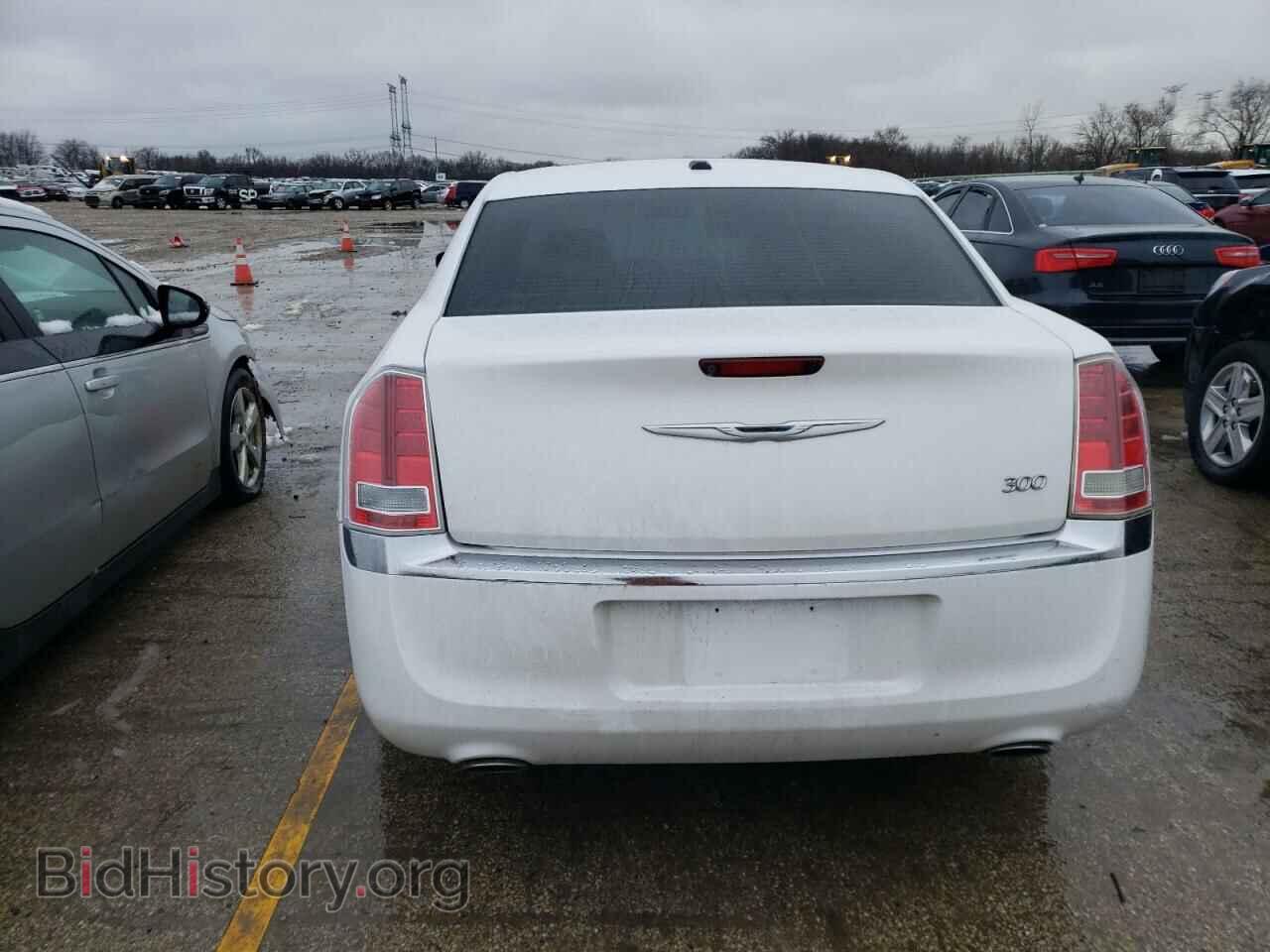 2012 CHRYSLER 300 - VIN: 2C3CCACGXCH174648 - Фото 6