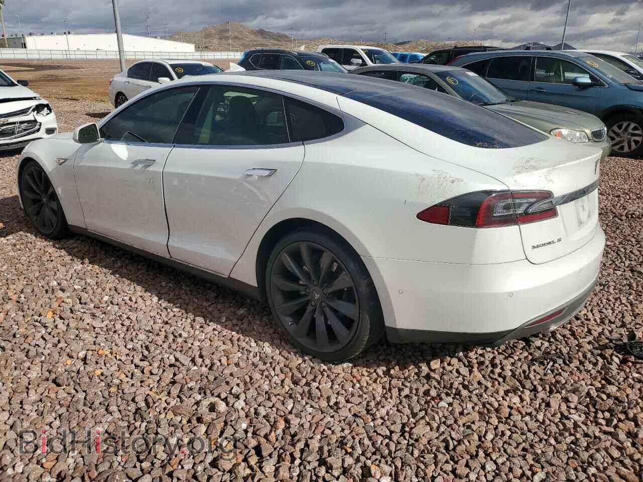 2015 TESLA MODEL S - VIN: 5YJSA1H16FF084098 - Фото 2