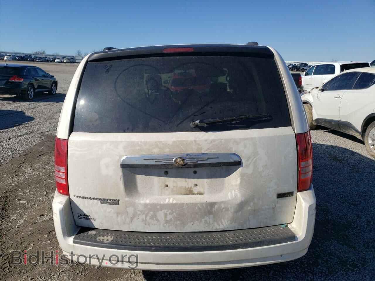 2008 CHRYSLER MINIVAN - VIN: 2A8HR44HX8R121466 - Фото 6