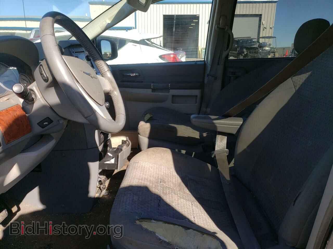 2008 CHRYSLER MINIVAN - VIN: 2A8HR44HX8R121466 - Фото 7