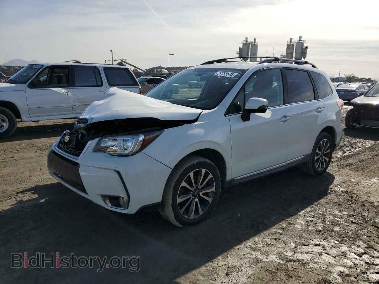 Фотография JF2SJGWC7HH439162 - SUBARU FORESTER 2017