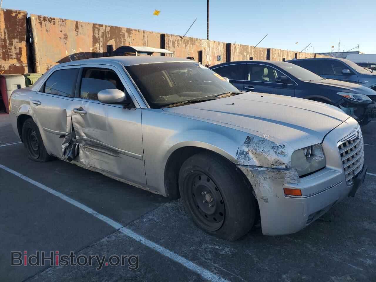 2007 CHRYSLER 300 - VIN: 2C3KA53GX7H858677 - Фото 4