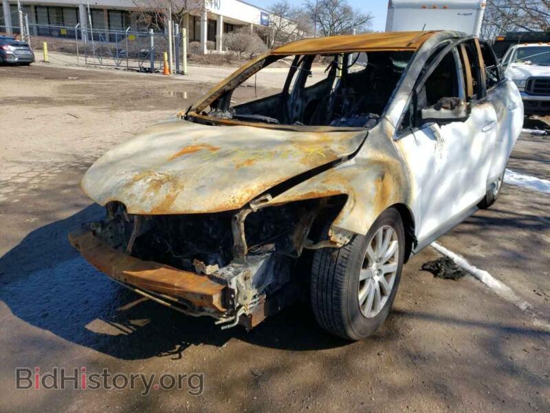 2011 Mazda CX-7 (VIN JM3ER2A52B0401268) — фото 2 из 10
