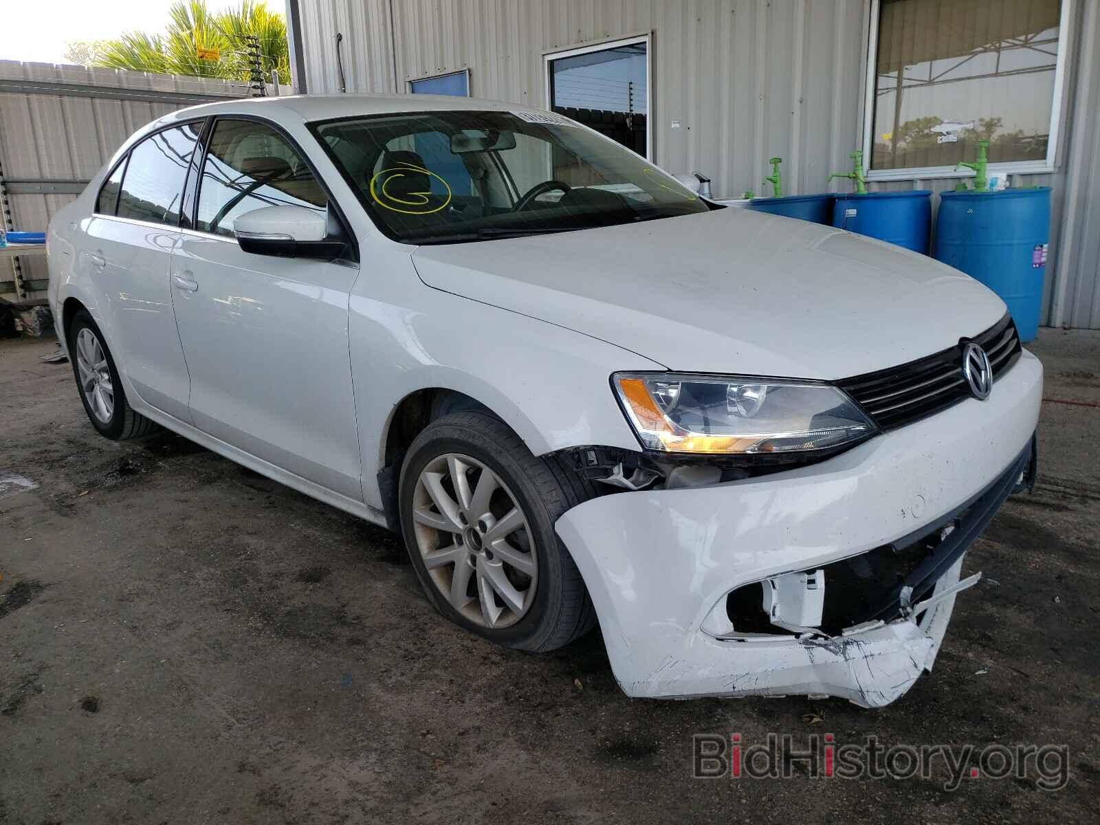 Photo 3VWD17AJ8EM260775 - VOLKSWAGEN JETTA 2014