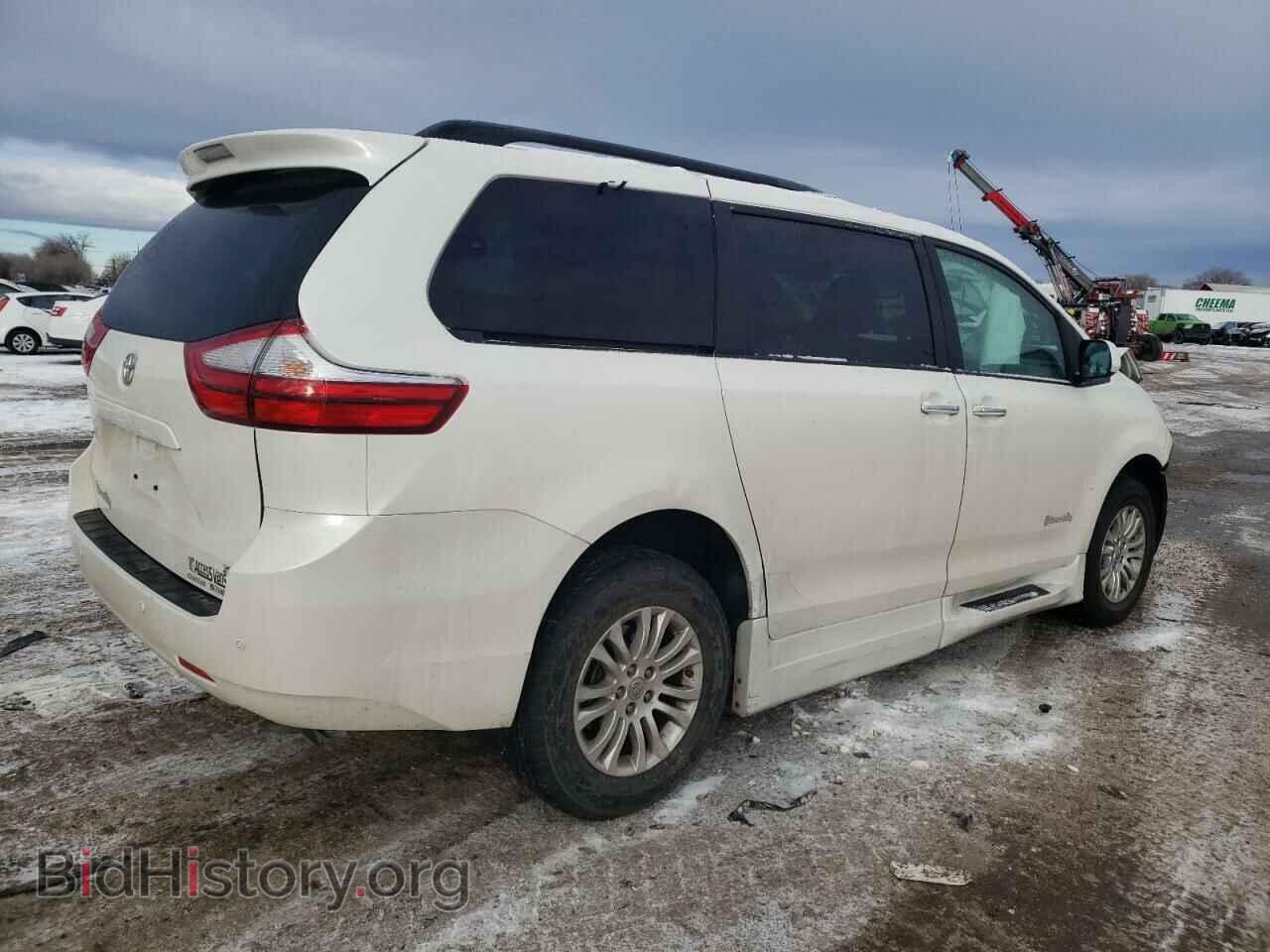 2016 TOYOTA All Models - VIN: 5TDYK3DC1GS761355 - Фото 3