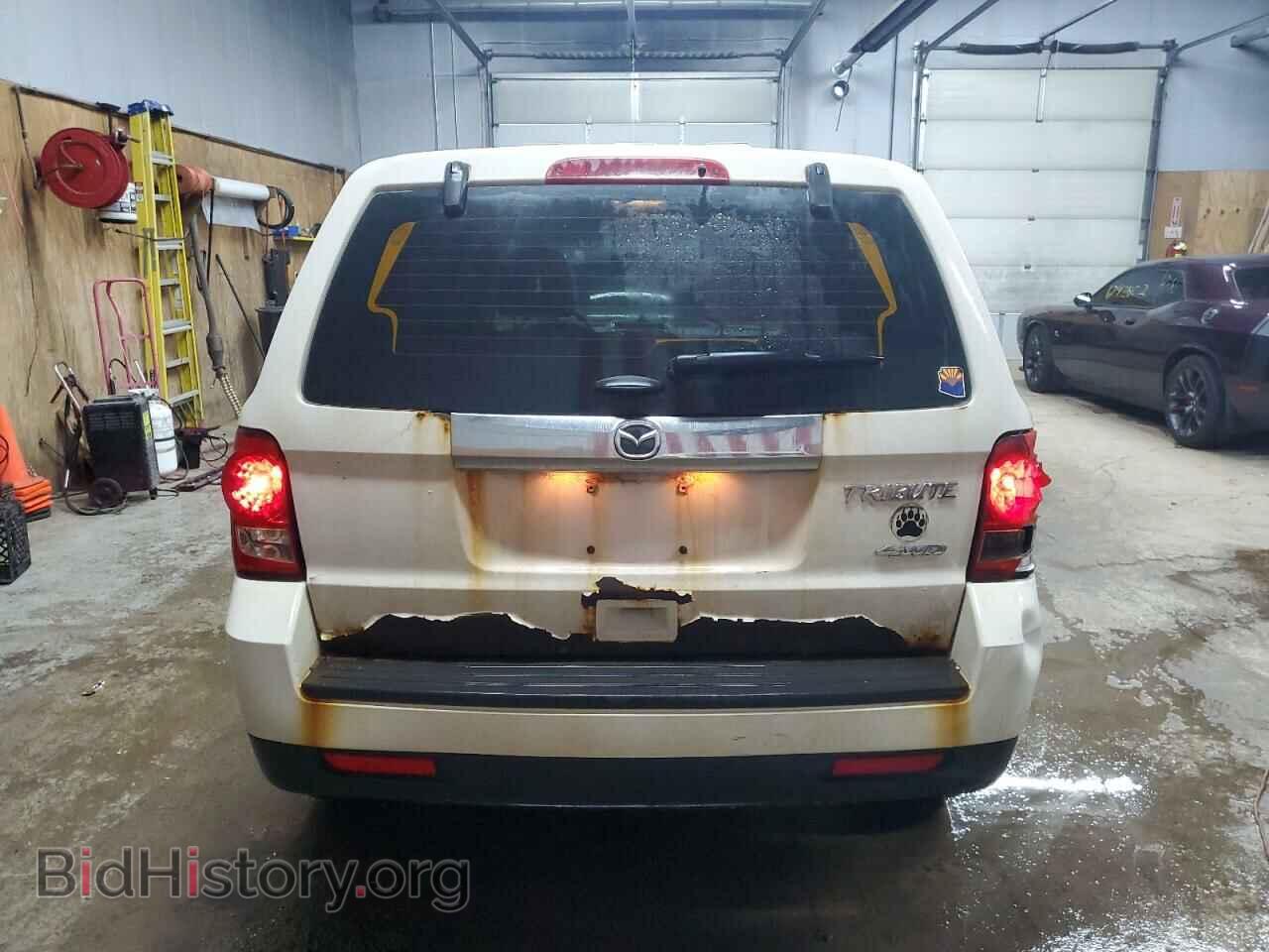 2011 MAZDA TRIBUTE - VIN: 4F2CY9C70BKM07116 - Фото 6