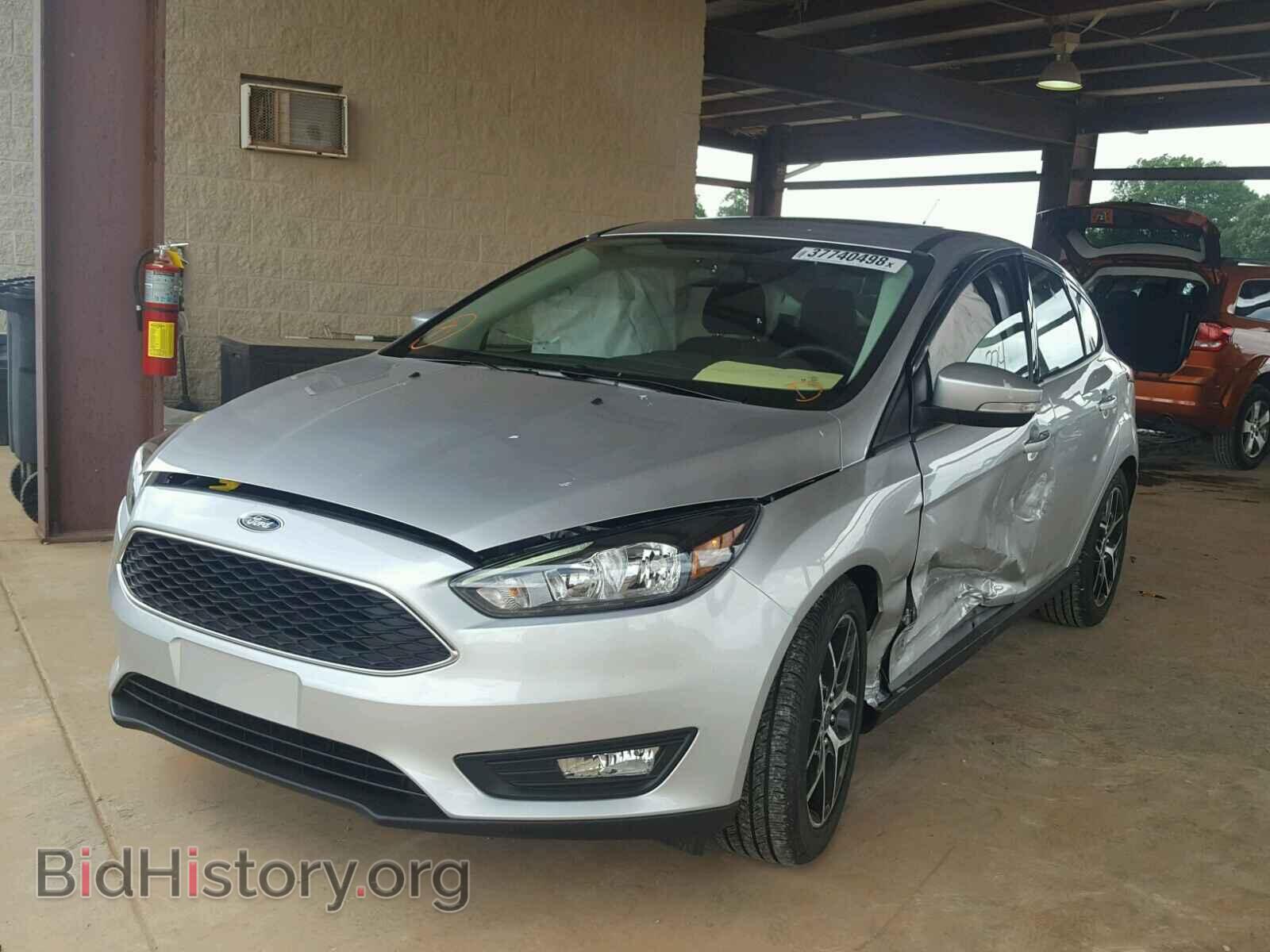 2018 FORD FOCUS - VIN: 1FADP3M23JL299208 - Фото 2