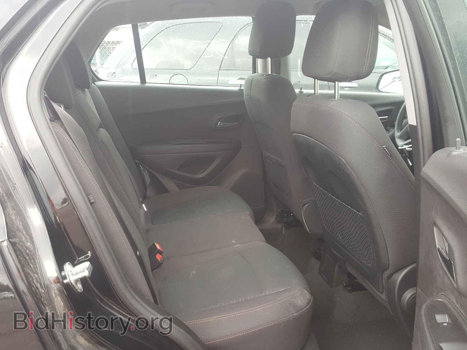 2017 CHEVROLET TRAX - VIN: 3GNCJKSB0HL178498 - Фото 6
