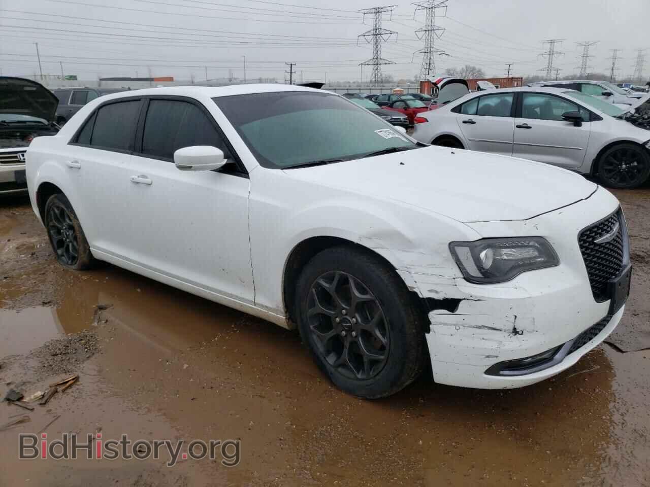 2018 CHRYSLER 300 - VIN: 2C3CCAGGXJH165665 - Фото 4