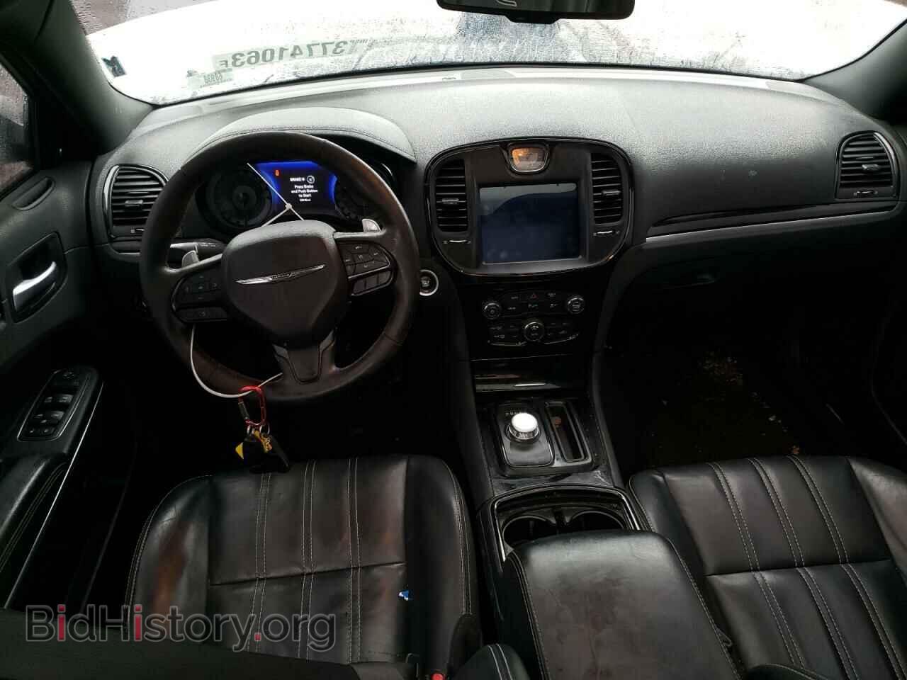 2018 CHRYSLER 300 - VIN: 2C3CCAGGXJH165665 - Фото 8