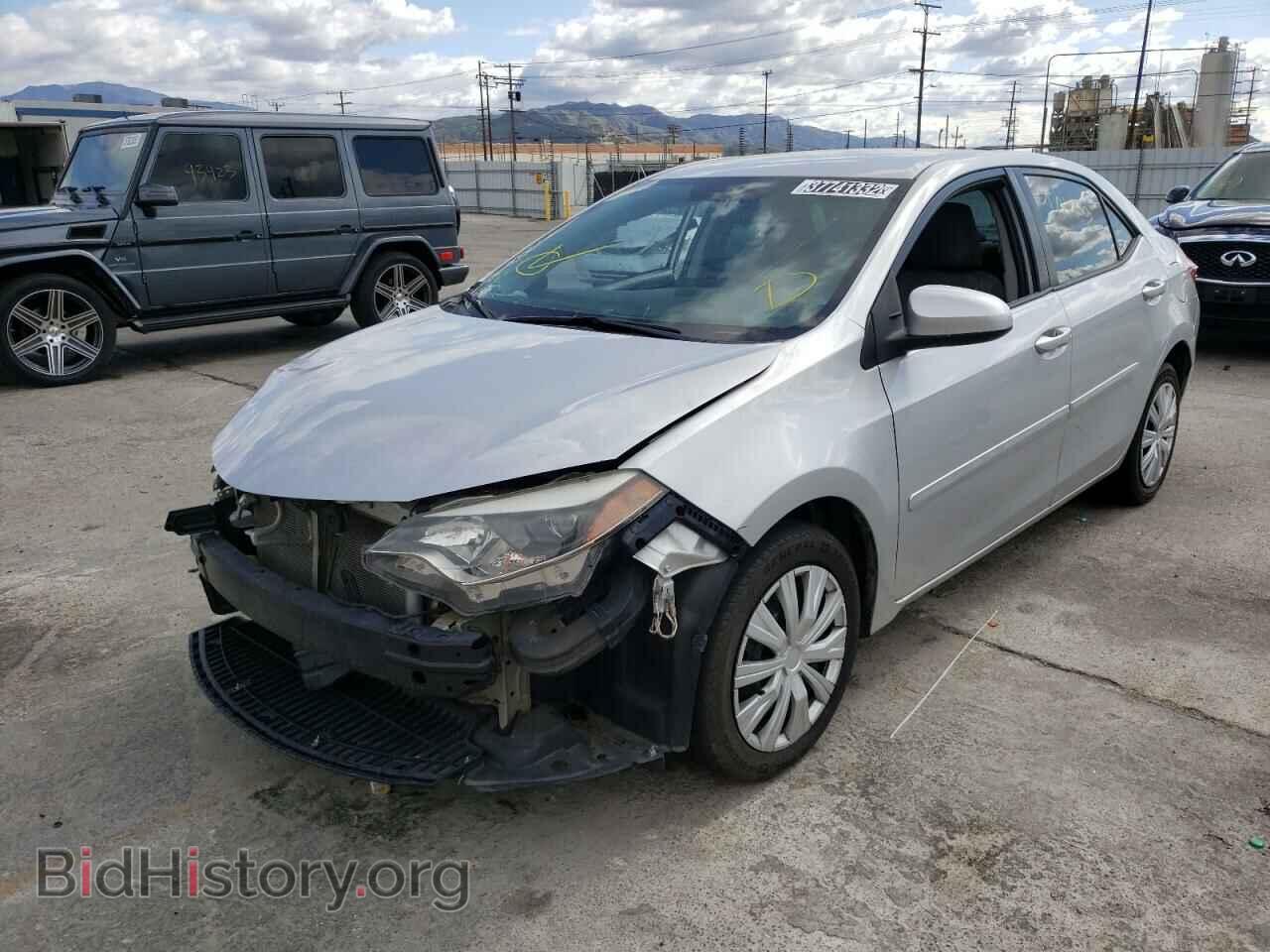 2015 TOYOTA COROLLA - VIN: 5YFBURHE2FP324356 - Фото 2