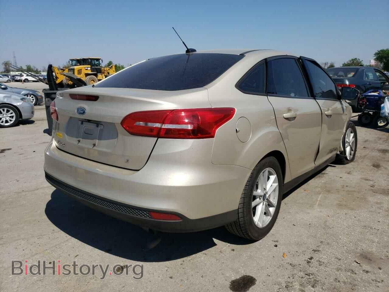 2017 FORD FOCUS - VIN: 1FADP3F24HL282389 - Фото 4