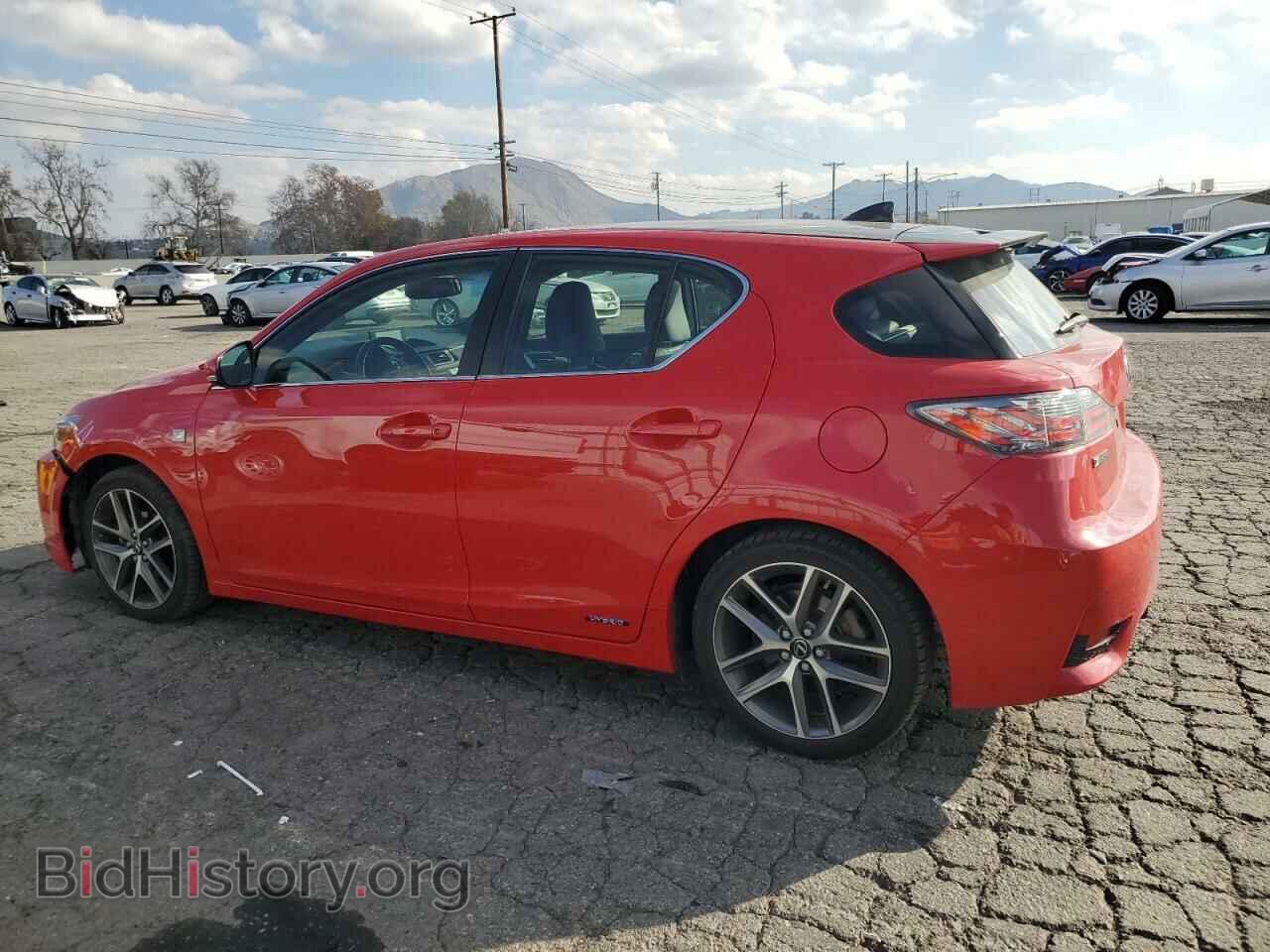 2016 LEXUS CT 200 - VIN: JTHKD5BH8G2264416 - Фото 2