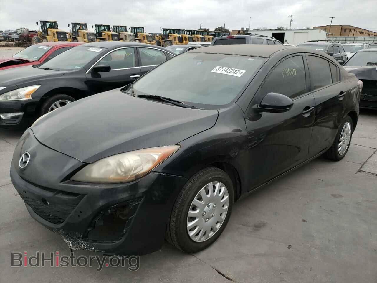 2011 MAZDA 3 - VIN: JM1BL1UF2B1426290 - Фото 2