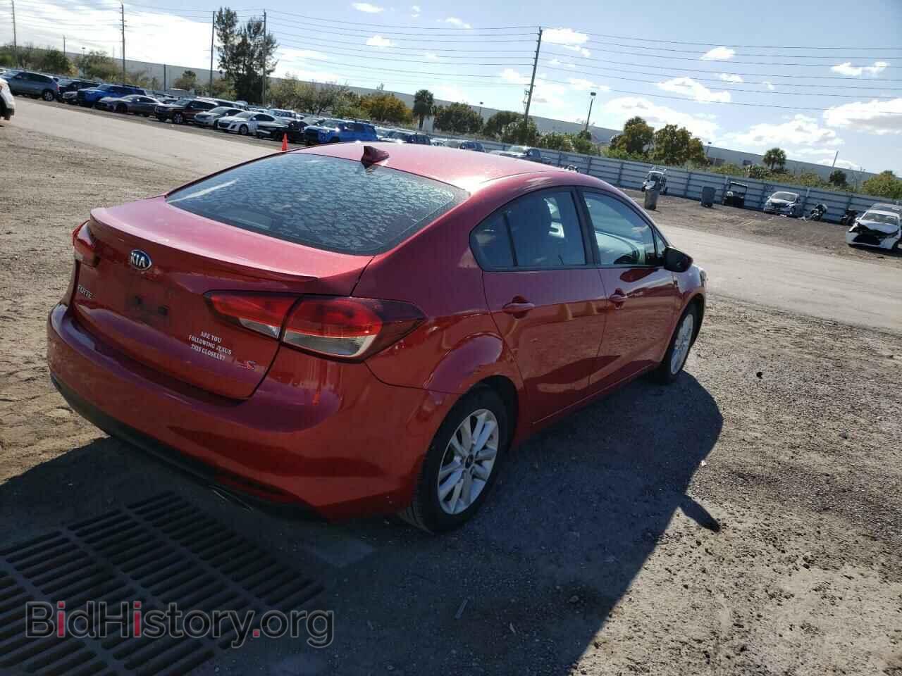2017 KIA FORTE - VIN: 3KPFL4A77HE064558 - Фото 4