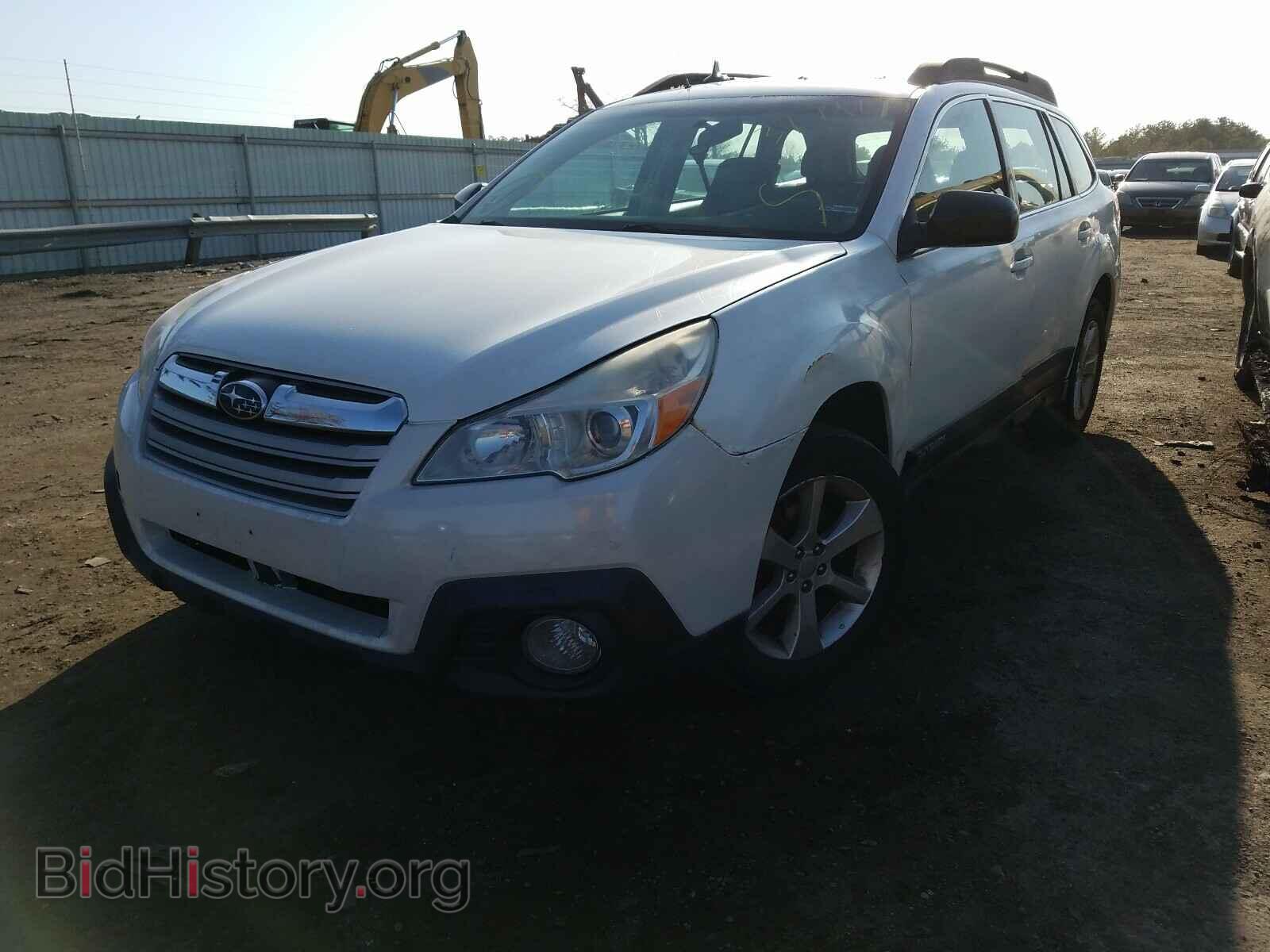 2014 SUBARU OUTBACK - VIN: 4S4BRBAC7E3292928 - Photo 2