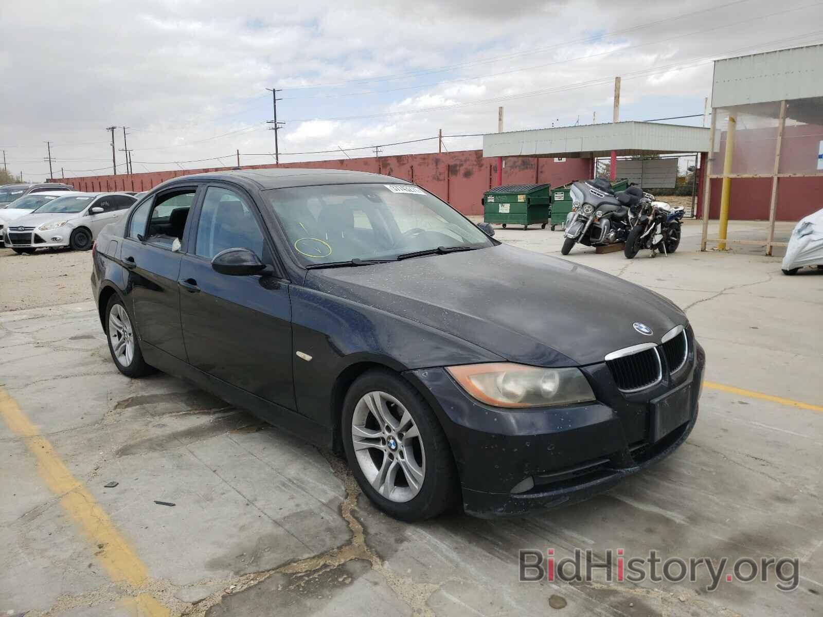 Photo WBAVC53578FZ88241 - BMW 3 SERIES 2008