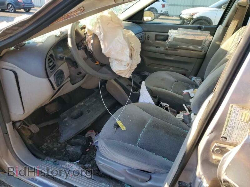 2006 Ford TAURUS (VIN 1FAFP53UX6A244409) — photo 8 of 13