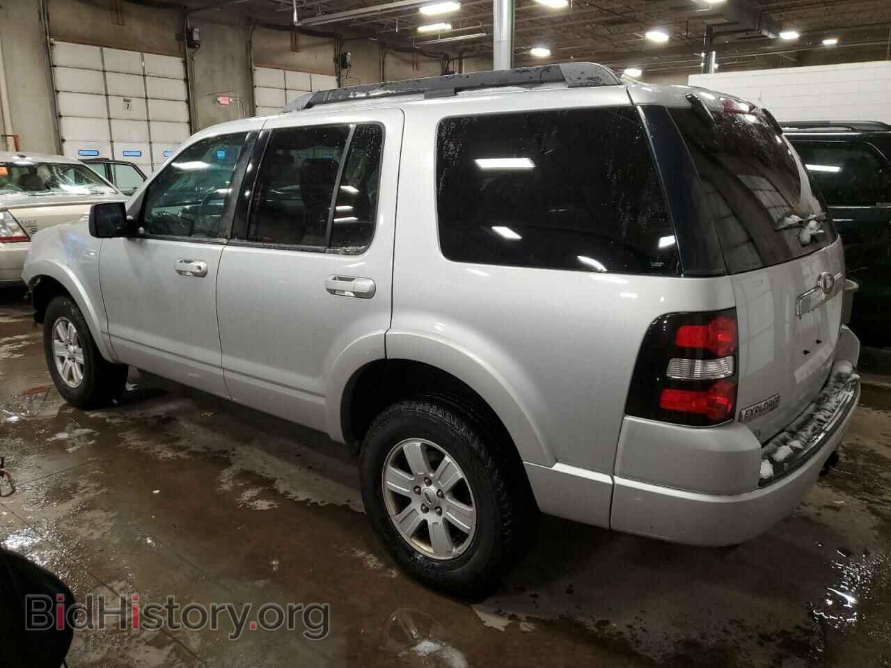 2010 FORD EXPLORER - VIN: 1FMEU7DEXAUB07457 - Фото 2