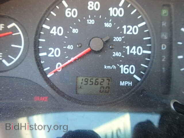 2000 NISSAN MAXIMA - VIN: JN1CA31D0YT762142 - Фото 8
